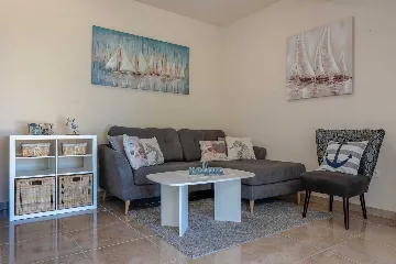 Apartment in Vir for 4 with Sea-View Terrace