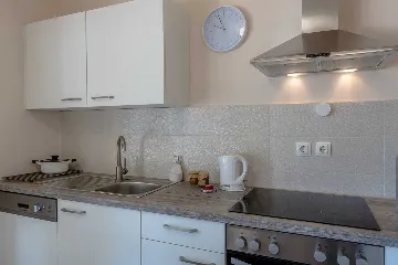 Apartment in Vir for 4 with Sea-View Terrace