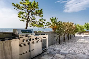 Apartment in Vir for 4 with Sea-View Terrace