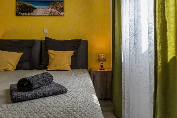 Apartment in Vir with 3 Bedrooms for 6 Guests