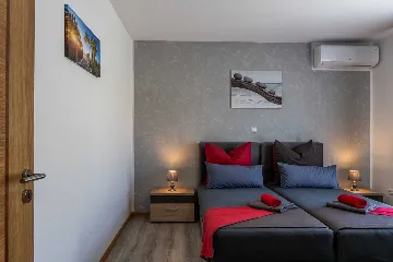 Apartment in Vir with 3 Bedrooms for 6 Guests