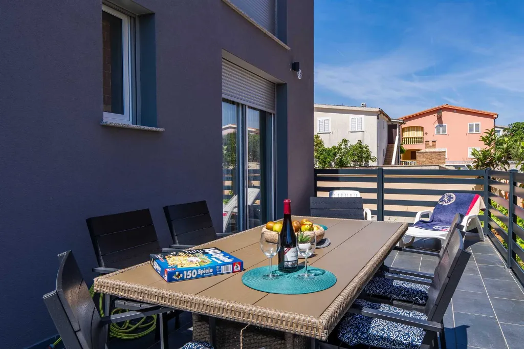 Apartment in Vir with 3 Bedrooms for 6 Guests