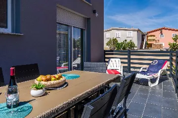 Apartment in Vir with 3 Bedrooms for 6 Guests