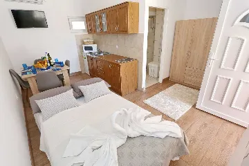 Studio Apartment in Vir for 2 Guests