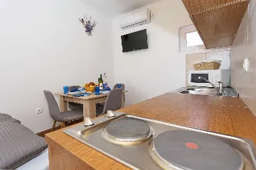 Studio Apartment in Vir for 2 Guests