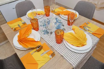 Apartment with Balcony in Vir for 2–3 Guests