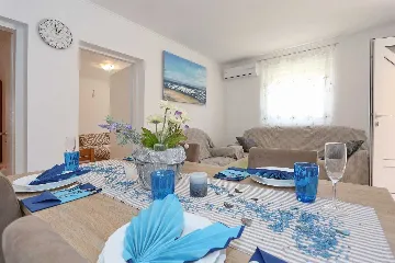 Quiet Apartment in Vir for 4–5 Guests