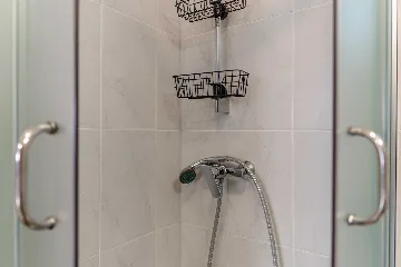 Air-Conditioned Apartment in Vir for 4 Guests