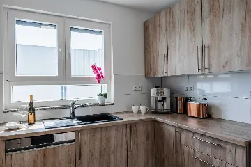 3-Bedroom Apartment for 6 Guests in Vir