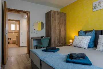 3-Bedroom Apartment for 6 Guests in Vir