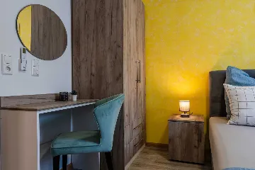 3-Bedroom Apartment for 6 Guests in Vir