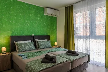 3-Bedroom Apartment for 6 Guests in Vir