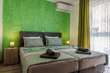 3-Bedroom Apartment for 6 Guests in Vir