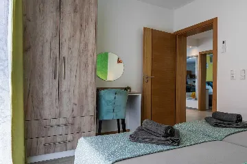 3-Bedroom Apartment for 6 Guests in Vir