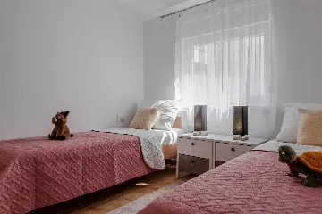 2-Bedroom Apartment in Vir with Balcony for 4