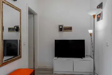 Apartment in Vir for 4 with Balcony