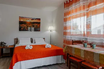 Apartment in Vir for 4 with Balcony