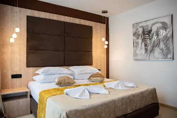 Sea-View Double Room with Private Bathroom in Senj