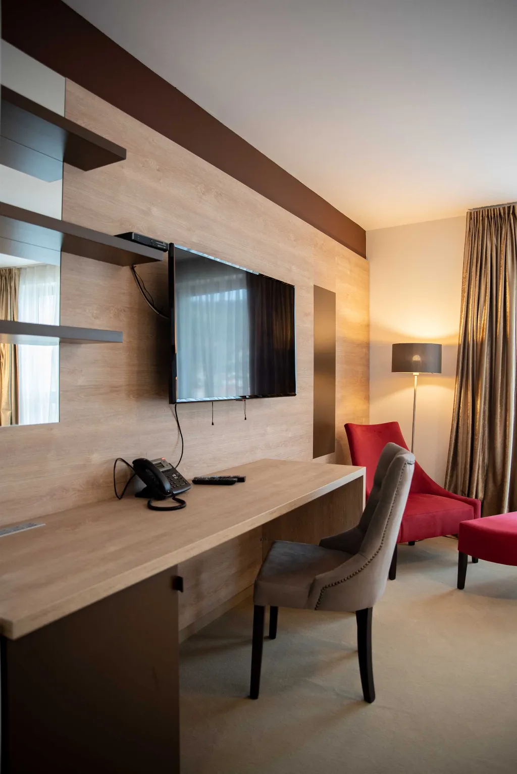 Sea-View Double Room with Private Bathroom in Senj