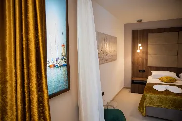 Double Room in Senj for 2 Guests with Private Bathroom