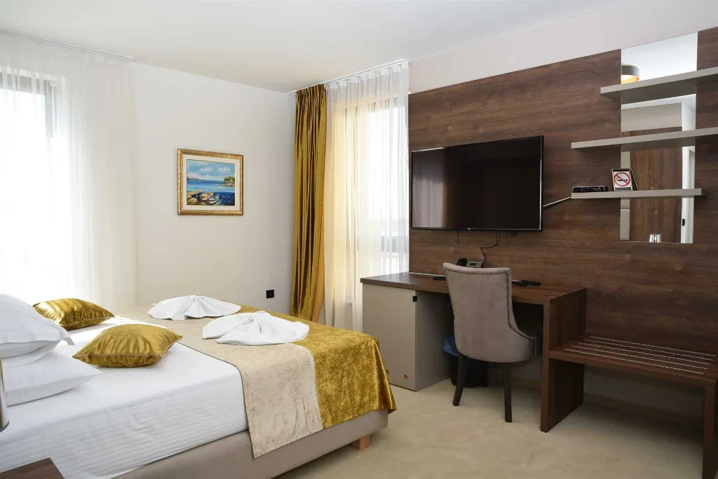 Modern Sea-View Double Room for Two in Senj