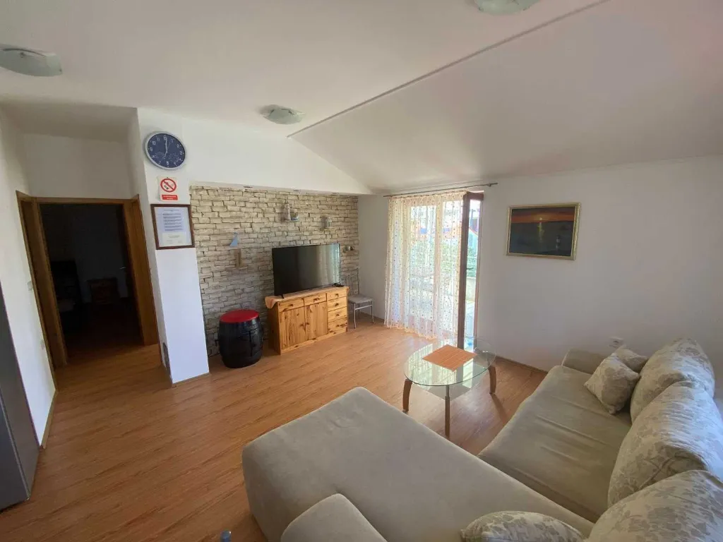 2-Bedroom Apartment with Sea View in Vrboska