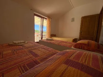 2-Bedroom Apartment with Sea View in Vrboska