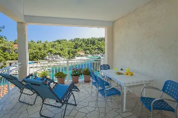 Two-Bedroom Apartment in Blato with Sea View