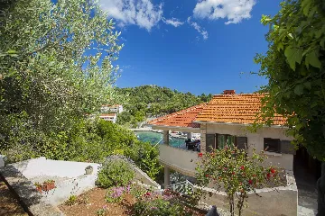 Two-Bedroom Apartment in Blato with Sea View