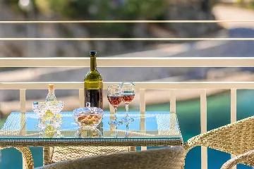 One-Bedroom Apartment with Sea View in Blato