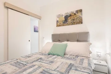 One-Bedroom Apartment with Sea View in Blato