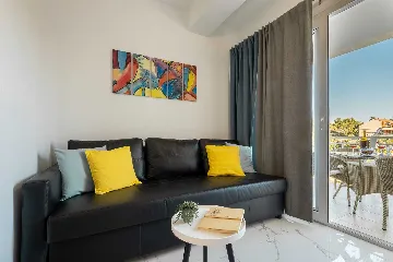 One-Bedroom Apartment with Sea View in Blato