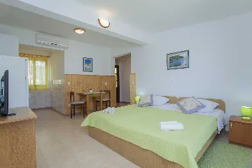 Studio Apartment with Sea View for 2 in Blato