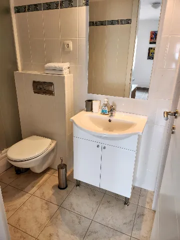 Karlobag Seaview Apartment for Up to 4