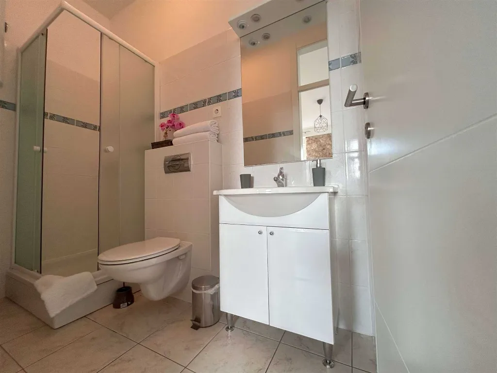 Apartment in Karlobag for up to 4 Guests