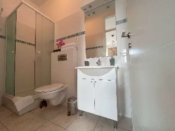 Apartment in Karlobag for up to 4 Guests