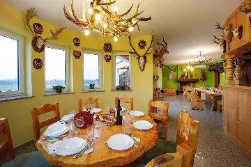 Čeminac Villa for Up to 12 Guests with Pool & Jacuzzi