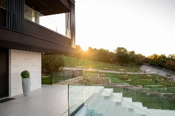 Sea View Villa with Pool in Koromačno
