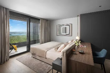 Sea View Villa with Pool in Koromačno