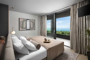 Sea View Villa with Pool in Koromačno