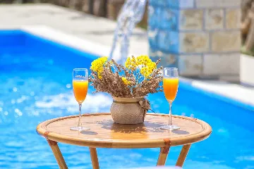 Villa with Pool in Brištane