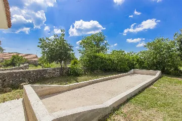 Villa with Pool in Brištane