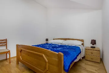 Villa with Pool in Brištane