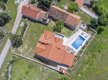 Villa with Pool in Brištane
