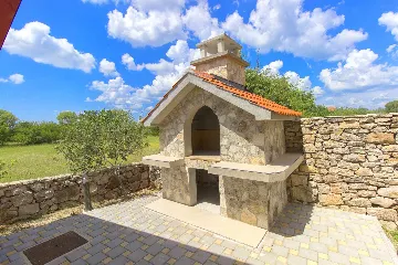 Villa with Pool in Brištane