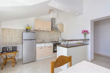 Villa with Pool in Brištane