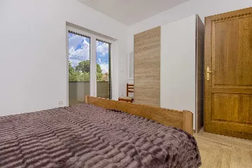 Villa with Pool in Brištane