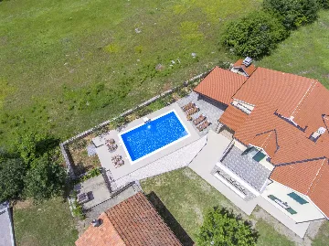 Villa with Pool in Brištane
