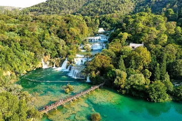 Villa with Pool in Brištane