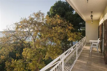 4-Bedroom Sea View Apartment in Šibenik